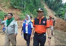 Tim Terpadu Kunjungi Korban Banjir Bandang di Kp Muhara