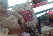 PUB Donasikan Bantuan ke Bayi Lahir di Huntara Cigobang