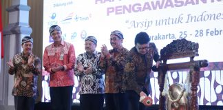 Pentingnya Teknologi Informasi dalam Kearsipan