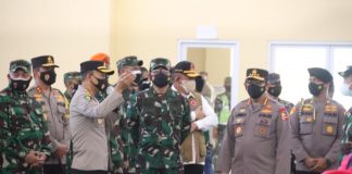 Panglima TNI dan Kapolri Tinjau Lokasi Vaksinasi di Kampus Untirta