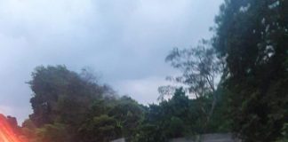 Mobil Terbakar di Tol KM 72 Tangerang-Merak, Diduga Korsleting Arus Listrik