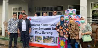 Bank Banten Salurkan Bantuan Korban Banjir Serang