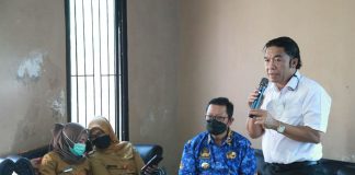 Terjun ke Desa, Pj Gubernur Banten Pastikan Program Penanganan Stunting Berjalan Baik
