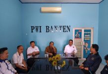 Pj Gubernur Banten Lepas Rombongan PWI Banten