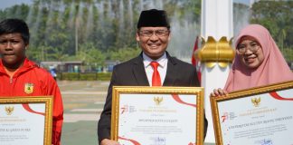 DP3KP2KB Cilegon Terima Penghargaan Inovasi Sedakep dari Wali Kota