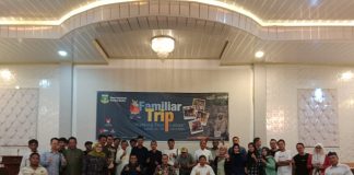 Puluhan Komunitas Pejalan Kaki Tangerang Ikuti Familiar Trip ke Badui