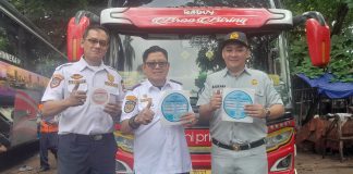 BPTD Banten Ramp Check Puluhan Bus Pariwisata di Pantai Batu Saung