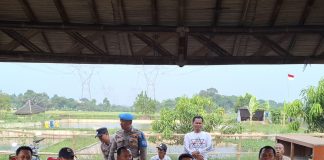 Peduli Pengangguran, Wakapolres Serang Sambangi Warga Cijeruk