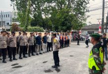Puluhan Personil Polres Serang Disiagakan Amankan Kantor KPU pada Hari Ketiga Pendaftaran