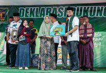 Fajar Hadi Prabowo Bagikan Delapan Kupon Umroh Gratis untuk Masyarakat