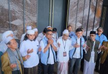 Sebelum Ambil Nomor Urut ke KPU, Andra Soni-Dimyati Didoakan Para Ulama