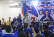 Kampanye Hari Pertama, Andra Soni-Dimyati Ajak Kader Demokrat Sosialisasikan Program Sekolah Gratis