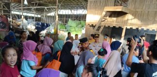 Kapolres Serang Gelar Ngariung Iman Ngariung Aman Bersama Emak-emak Kampung Kolelet