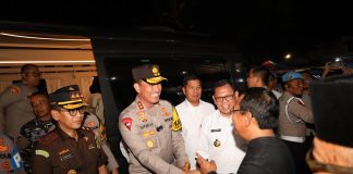 Bersama Pj Gubernur, Kapolda Banten Tinjau Pengamanan Ibadah Natal dan Pospam Nataru