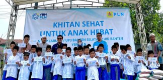 UP3 Banten Selatan dan ULP Labuan Gelar Khitanan Masal di Caringin Pandeglang