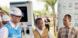 Menteri Bahlil Apresiasi Kesiapan Pasokan Listrik untuk Kendaraan Pemudik di Pelabuhan Merak