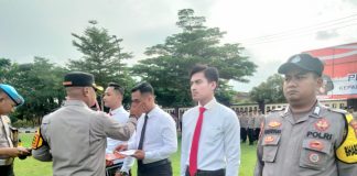 Kapolres Serang Berikan Penghargaan kepada 9 Personil Berdedikasi dalam Tugas