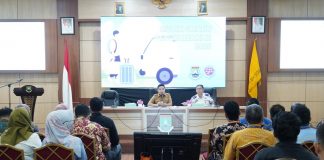 Walkot Robinsar Sediakan Dua Bus untuk Dukung Program Mudik Gratis 2025