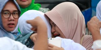 Pemberangkatan 393 Jemaah Haji Asal Kabupaten Serang Diwarnai Tangis Haru