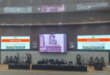 Plh Sekda Bacakan Pendapat Gubernur terhadap Raperda Usul DPRD Banten