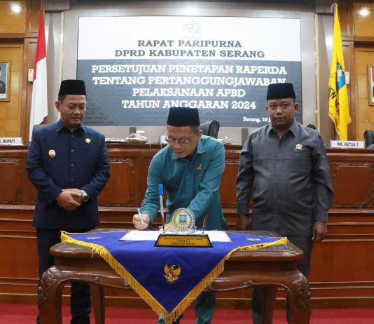 DPRD Kabupaten Serang Tetapkan Raperda Pertanggungjawaban APBD 2024
