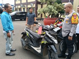Warga Ciruas Kegirangan saat Motornya yang Hilang Dikembalikan Polisi