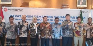 Ketua SMSI Banten Lesman Bangun Dukung Penguatan Ekonomi Daerah saat Hadiri RUPSLB Bank Banten