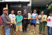 Bupati dan DPRD Bantu Korban Banjir di Serang