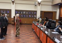 Encop Sopia Paparkan Disertasi Keterwakilan Perempuan di Kancah Politik