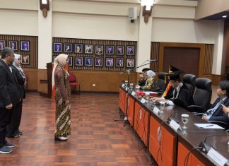 Encop Sopia Paparkan Disertasi Keterwakilan Perempuan di Kancah Politik
