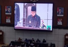 Pencapaian Positif Gubernur Andra Soni Disampaikan Melalui LKPJ, Ekbispar Award Salah Satunya