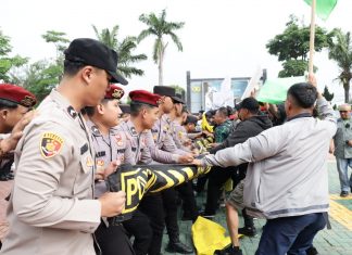 Amankan May Day, Polda Banten Gelar Simulasi Sispam Kota