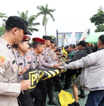 Amankan May Day, Polda Banten Gelar Simulasi Sispam Kota