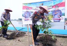 Wujudkan Lingkungan ASRI, Polda Banten Tanam Seribu Pohon