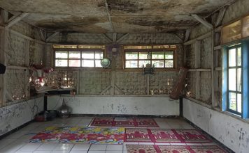 Relawan FBn Turun Tangan Perbaiki Musala di Siandangresmi Pandeglang yang Nyaris Ambruk