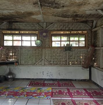 Relawan FBn Turun Tangan Perbaiki Musala di Siandangresmi Pandeglang yang Nyaris Ambruk