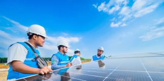Dukung Net Zero Emission, PLN Akselerasi Pembangunan EBT di Indonesia