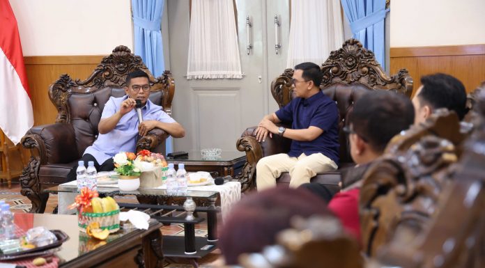 Atasi Pengangguran, Gubernur Gagas Proyek Percontohan SMK Link and Match dengan Industri
