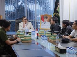 Ojol Banten Sampaikan Petisi saat Audiensi dengan Ketua DPRD Fahmi Hakim