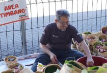 ASTRA Tol Tamer DistribusiIkan Sekitar 1400 Paket Daging Kurban