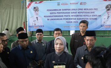 Bupati Serang Alihkan Anggaran Rumah Dinas untuk Rutilahu dan Ambulans Desa