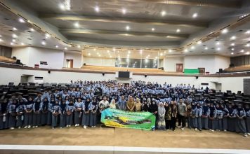Ratusan Pelajar SMAN 14 Kota Tangerang Belajar Politik ke DPRD Banten