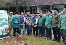 Melalui Program TJSL, PLN UID Banten Revitalisaai MA Citepuseun Lebak