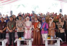 Ribuan Masyarakat Meriahkan Gebyar Bakti Wanita Nusantara di Alun-alun Cilegon