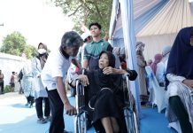 Disela Peresmian Jembatan Merah Putih Presisi di Bayah, Polda Banten Gelar Bakti Kesehatan dan Sosial