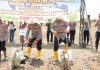 Polda Jabar Bersama Petani Tanam Jagung Serentak di Lahan Lahan Baku Sawah Seluas 165 Hektar